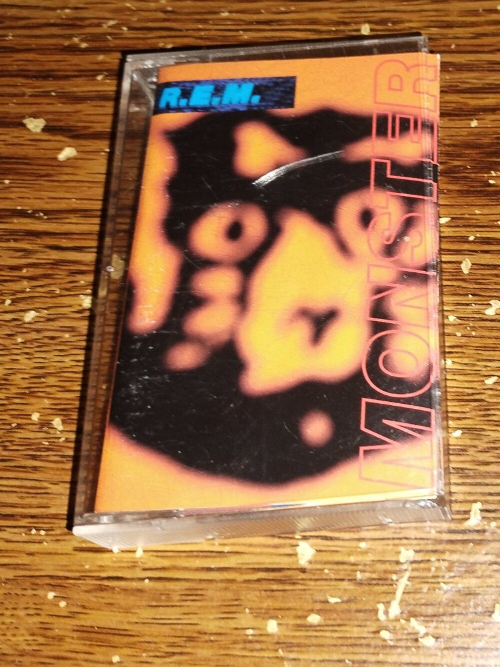 R.E.M. - Monster on cassette (Warner Bros., 1994)